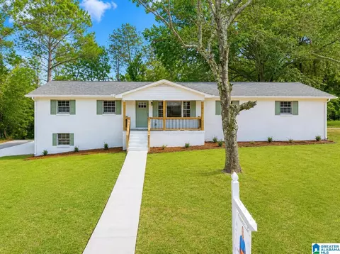 2401 16th St, Calera, AL 35040