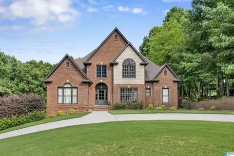 8442 Scott Dr, Trussville, AL 35173