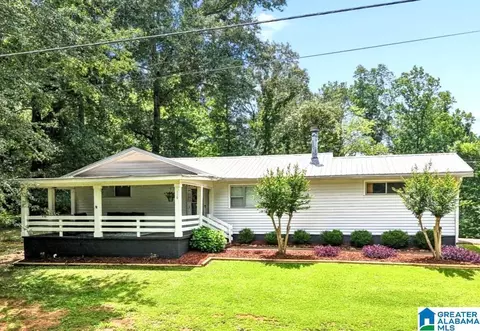 110 Carla Ave, Trussville, AL 35173