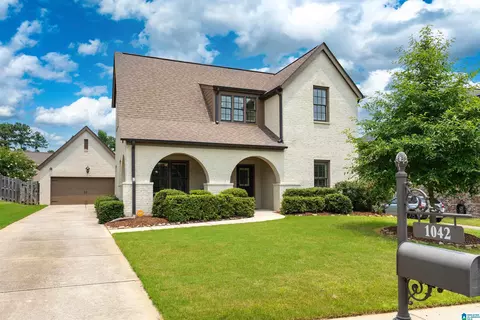 1042 Regent Park Dr, Birmingham, AL 35242