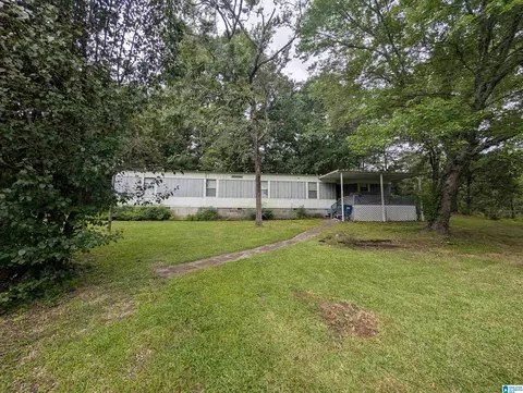 323 Taylors Chapel Rd, Anniston, AL 36201