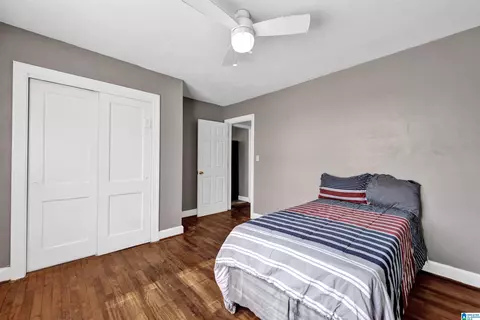 Bedroom - 1024 Claxton St, Anniston, AL 36201 photo 1 of 2