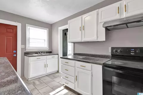 Kitchen - 1024 Claxton St, Anniston, AL 36201 photo 3 of 3