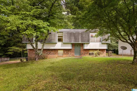 413 Debby Ln, Adamsville, AL 35005