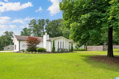 1787 Indian Hills Rd, Pelham, AL 35124