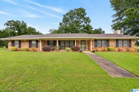 63 Mississippi Ave, Thorsby, AL 35171