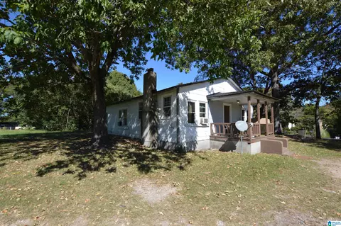 3622 Cross St S, Anniston, AL 36201
