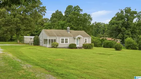 536 10th Ave, Pleasant Grove, AL 35127