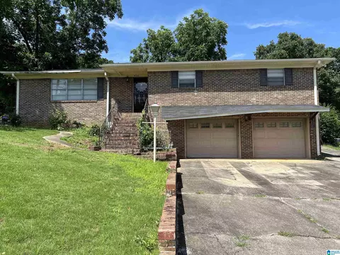 424 Daniel Dr NE, Center Point, AL 35215