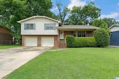 85 Merrimont Rd, Hueytown, AL 35023