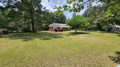 Exterior - 422 W 45th St, Anniston, AL 36206 photo 5 of 5