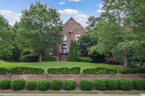5607 Lake Trace Dr, Hoover, AL 35244