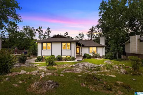 2520 Matzek Rd, Hoover, AL 35226