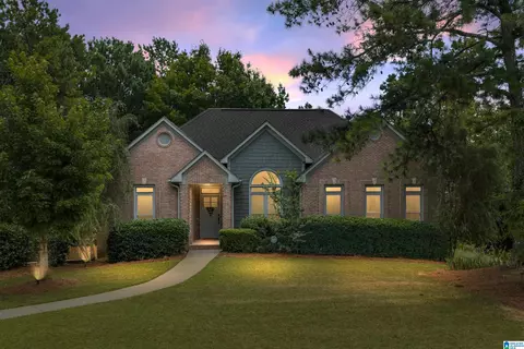 4065 Bent River Ln, Vestavia Hills, AL 35216