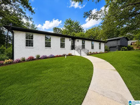 1838 Tall Timbers Dr, Hoover, AL 35226