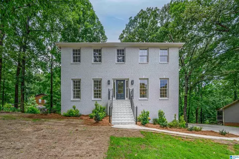 1700 White Oak Pl, Hoover, AL 35244