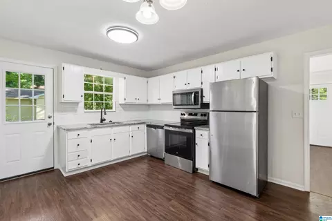 2720 Shoemaker St, Birmingham, AL 35235
