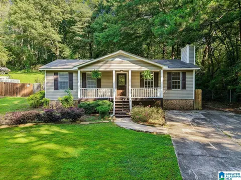 6268 Alabama Dr, Trussville, AL 35173