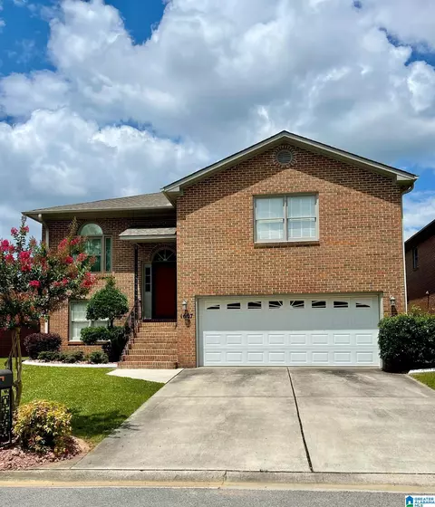 1607 Parkman St NE, Cullman, AL 35055
