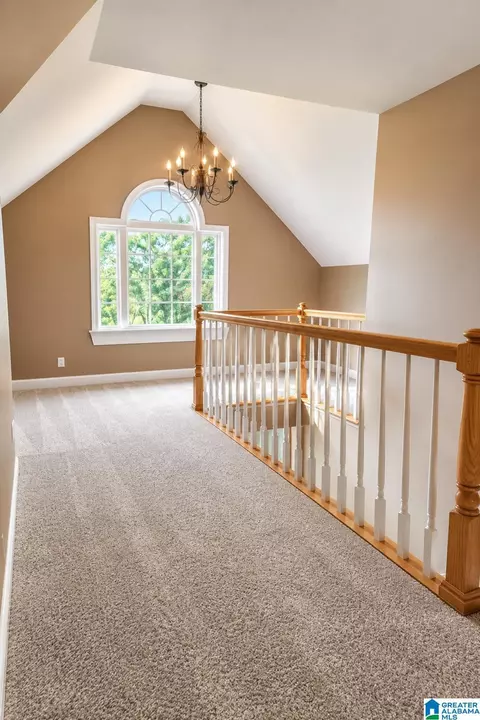 Entry Way - 3606 Hicks Rd, Oneonta, AL 35121 photo 3 of 4