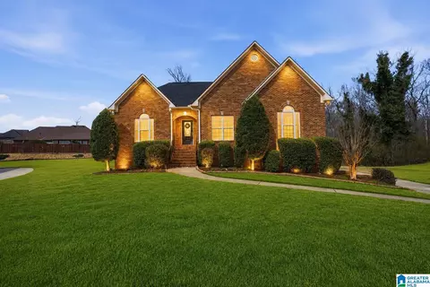 4710 Thornhill Rd, Gardendale, AL 35071