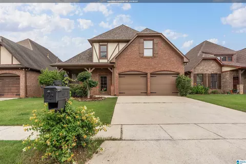 2287 Chalybe Trl, Hoover, AL 35226