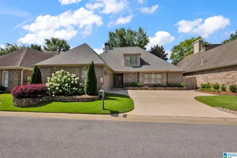 1044 Linkside Dr, Birmingham, AL 35242
