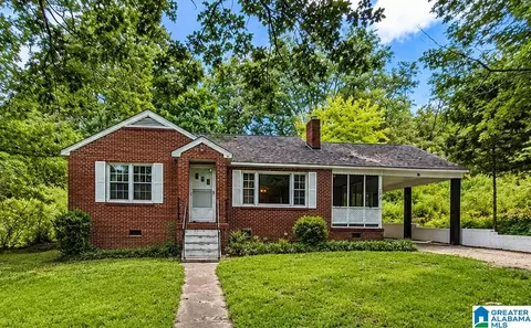 4632 Skyline Dr, Anniston, AL 36206