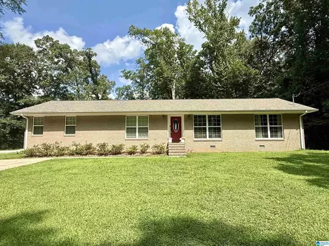 139 1st St N, Centreville, AL 35042