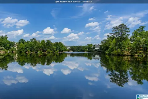 4925 Reynolds Ln, Vestavia Hills, AL 35242
