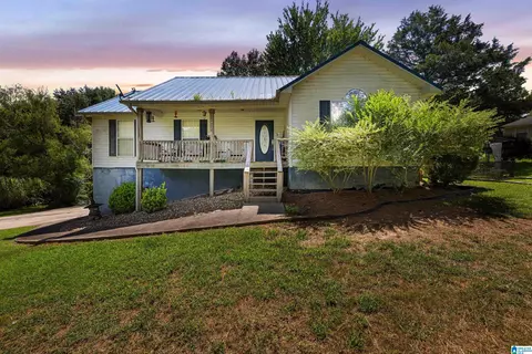390 Oakhalla Rd, Hayden, AL 35079