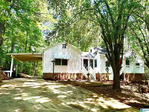 1907 Virginia Ln, Hueytown, AL 35023