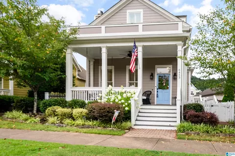 6453 Spring St, Trussville, AL 35173