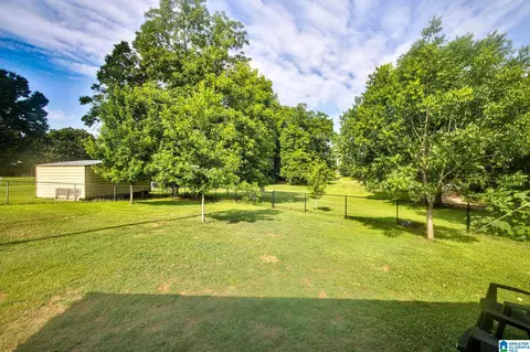 Exterior - 403 Littlejohn Rd, Clanton, AL 35045 photo 4 of 5