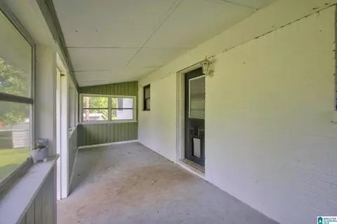 Exterior - 403 Littlejohn Rd, Clanton, AL 35045 photo 2 of 5