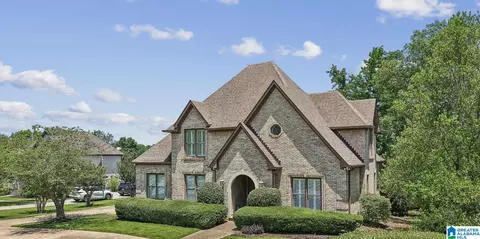 3813 Carisbrooke Cir, Hoover, AL 35226