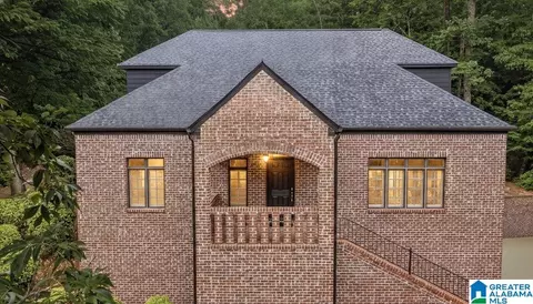 911 Velmont Ln, Birmingham, AL 35226