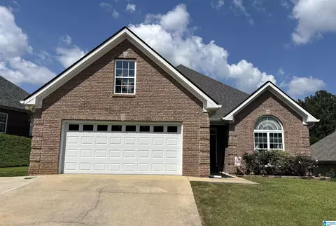 6423 Misty Ridge Dr, Birmingham, AL 35235
