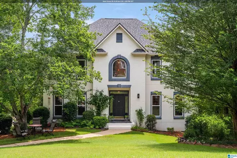121 Southview Ln, Hoover, AL 35244