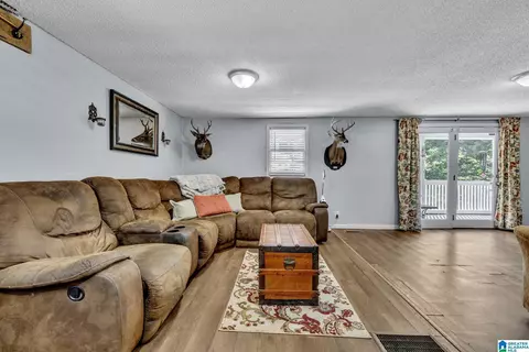 Living - 325 Turtle Dove Rd, Warrior, AL 35180 photo 1 of 2