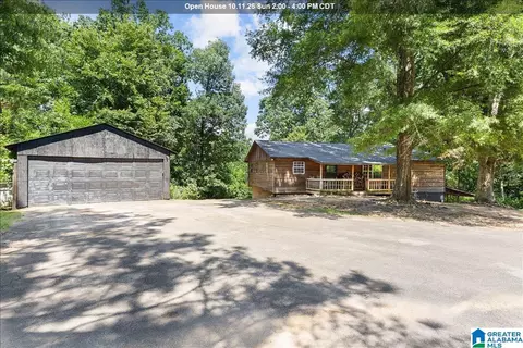 135 Bluff Ln, Locust Fork, AL 35097