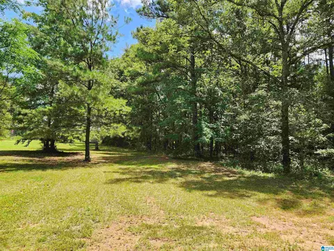 Bedroom - 2262 Smokey Rd, Alabaster, AL 35007 photo 9 of 9