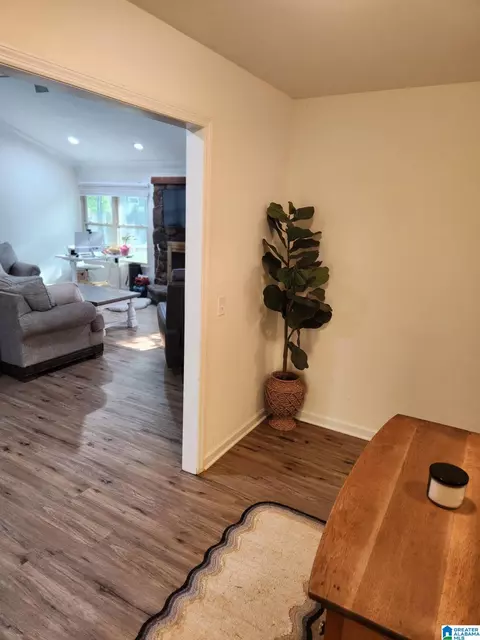 Entry Way - 2262 Smokey Rd, Alabaster, AL 35007 photo 2 of 3