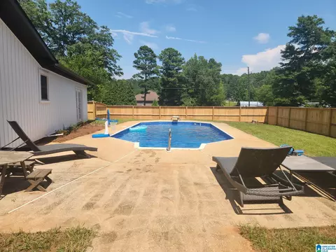 Exterior - 2262 Smokey Rd, Alabaster, AL 35007 photo 9 of 17