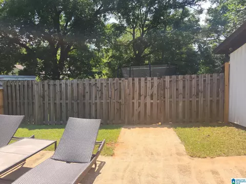 Exterior - 2262 Smokey Rd, Alabaster, AL 35007 photo 8 of 17
