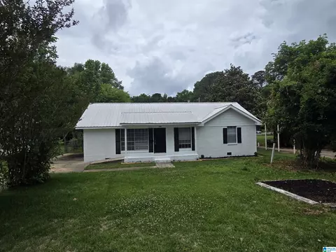 908 S Hammett Ave, Sylacauga, AL 35150