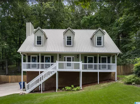 2032 Yancy Dr, Bessemer, AL 35022