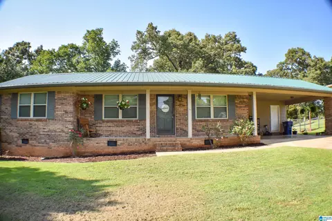 51 Sundale Dr, Eastaboga, AL 36260