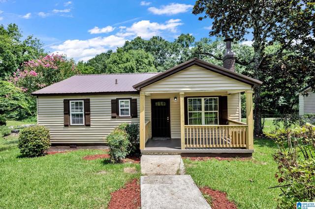 47 Lakeside Dr, Childersburg, AL 35044