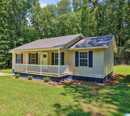 1006 7th Pl, Sylacauga, AL 35150